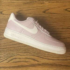 Women's Nike Air Force 1 '07 Platinum Violet Sail Purple White Size 7 NEW Shoes